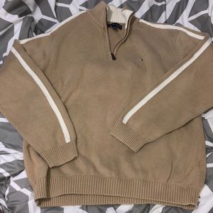 Tommy Hilfiger sweater